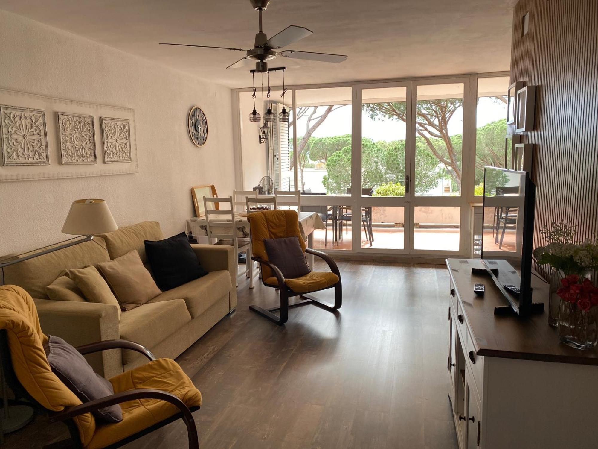Apartament Politur *